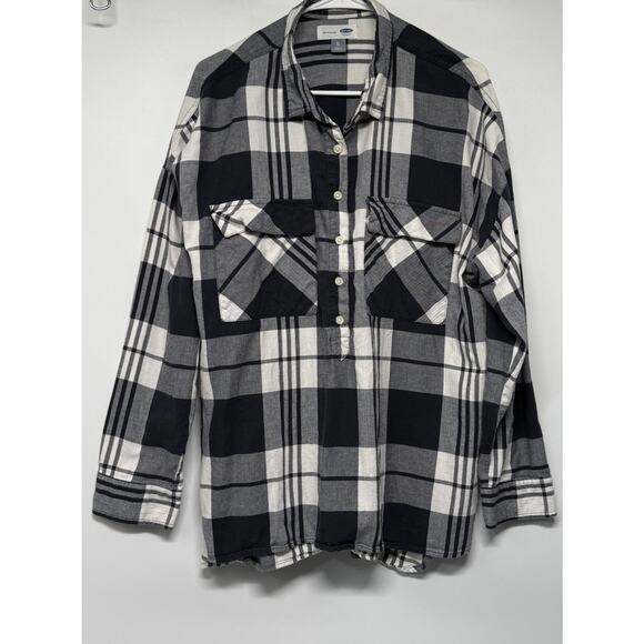 Old Navy Tops - Old Navy Women's XL Plaid Flannel Shirt Boyfriend Fit Gray Black Cotton Top